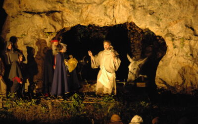 6 dicembre 2014 – 6 gennaio 2015 – Mercatini natalizi, sagra dei primi piatti alla “francescana” e Presepe,  tutto questo è il Natate a Greccio