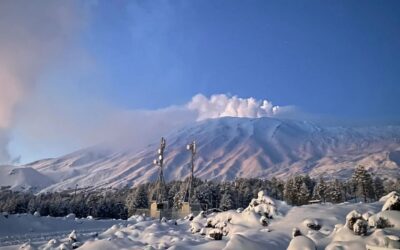 Etna, tra miti e leggende, lo sci è con vista Ionio