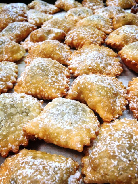 calzoncelli-con-crema-di-ceci-o-di-castagne-2 calzoncelli-picentini_Fuoriporta