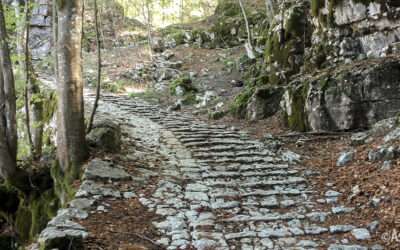 La Valle del Sasso e il Sentiero dei 4444 scalini